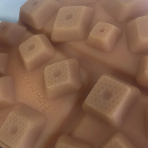 New Flower Mountain Women's Noa Sneaker Faux Shearling Kotetsu Tan - Picture 10 of 10